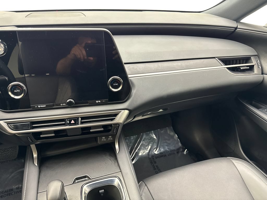 Used 2024 Lexus RX 350 Premium w/ Cold Area Package AWD/4WD image 53