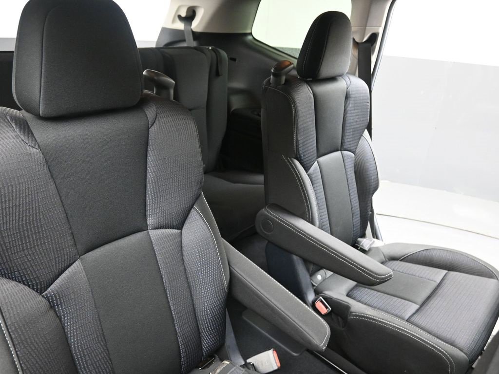 Certified 2024 Subaru Ascent Premium w/ Convenience Package image 16