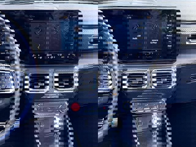 Used 2025 Ford Mustang Premium RWD image 6