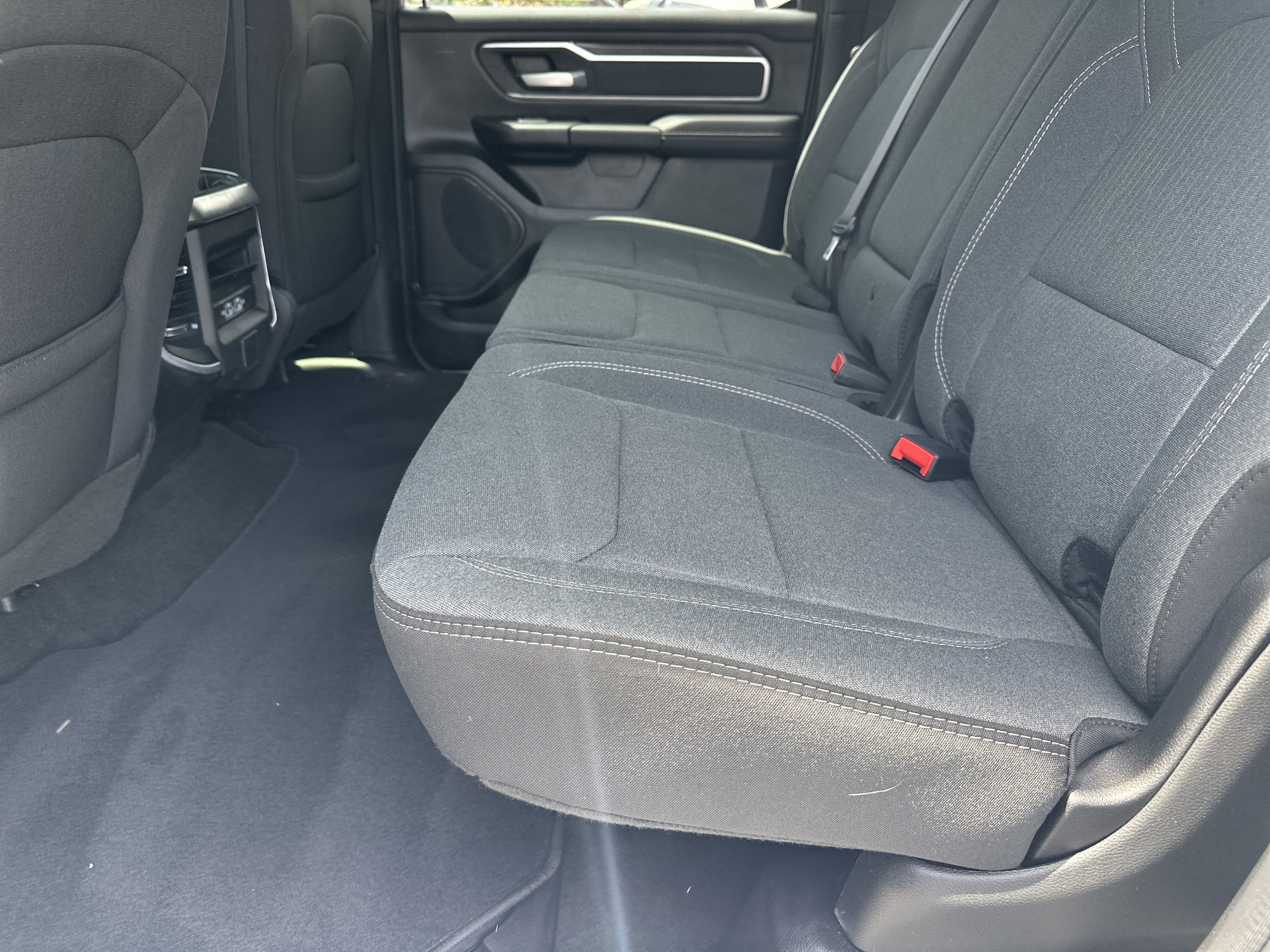 Used 2023 RAM 1500 Big Horn AWD/4WD image 24