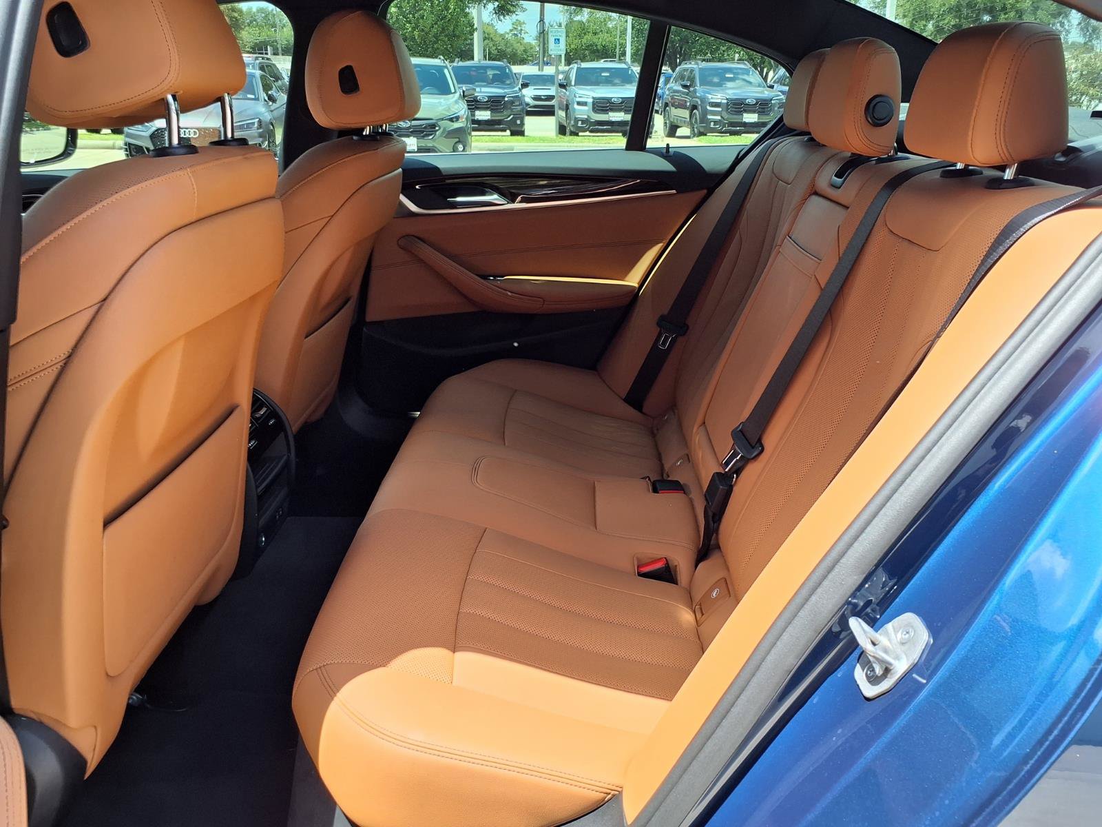 Used 2022 BMW 530i w/ Convenience Package RWD image 19