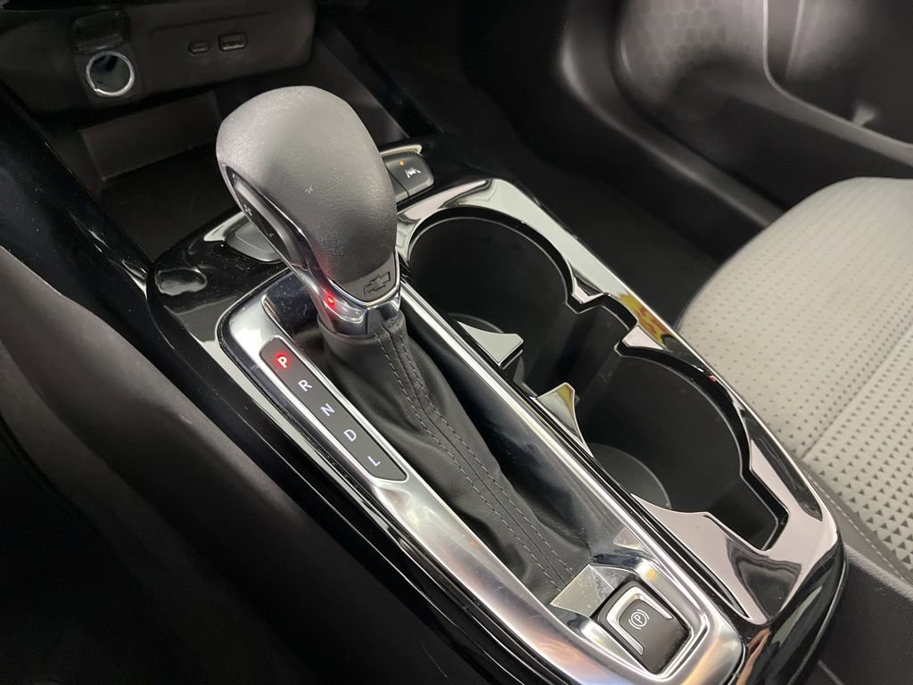 Certified 2025 Chevrolet Trax LT image 32