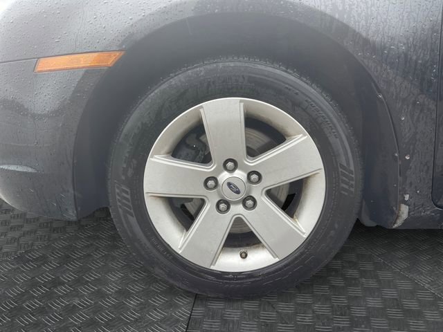 Used 2006 Ford Fusion SE FWD image 9