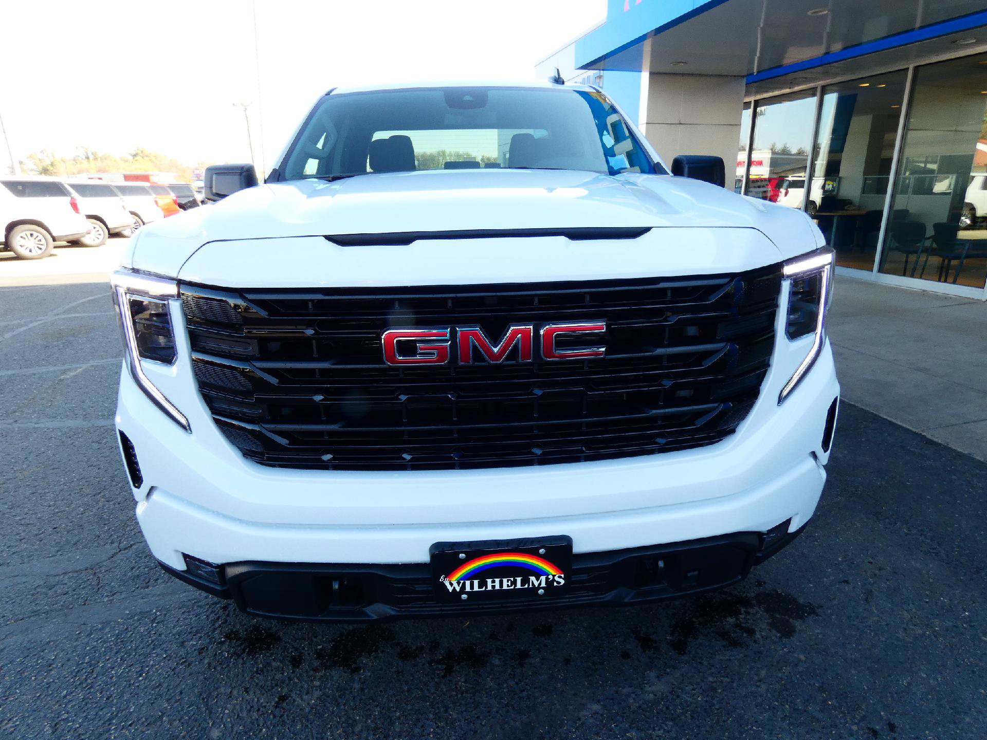 New 2025 GMC Sierra 1500 Elevation image 5