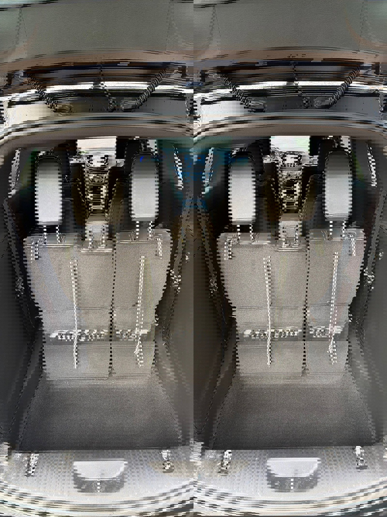 New 2026 Chrysler Pacifica Select image 13