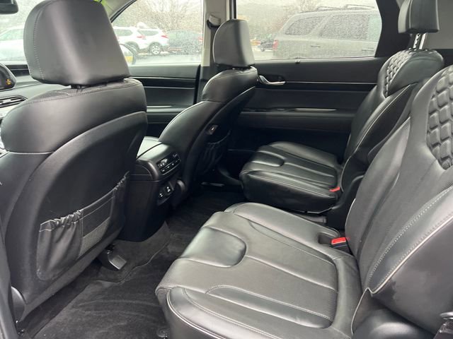 Used 2021 Hyundai Palisade Limited w/ Winter Package AWD/4WD image 24