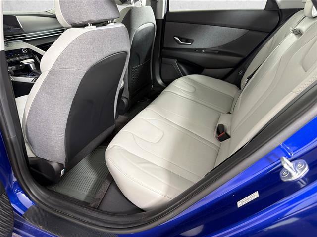 Used 2023 Hyundai Elantra Limited FWD image 22