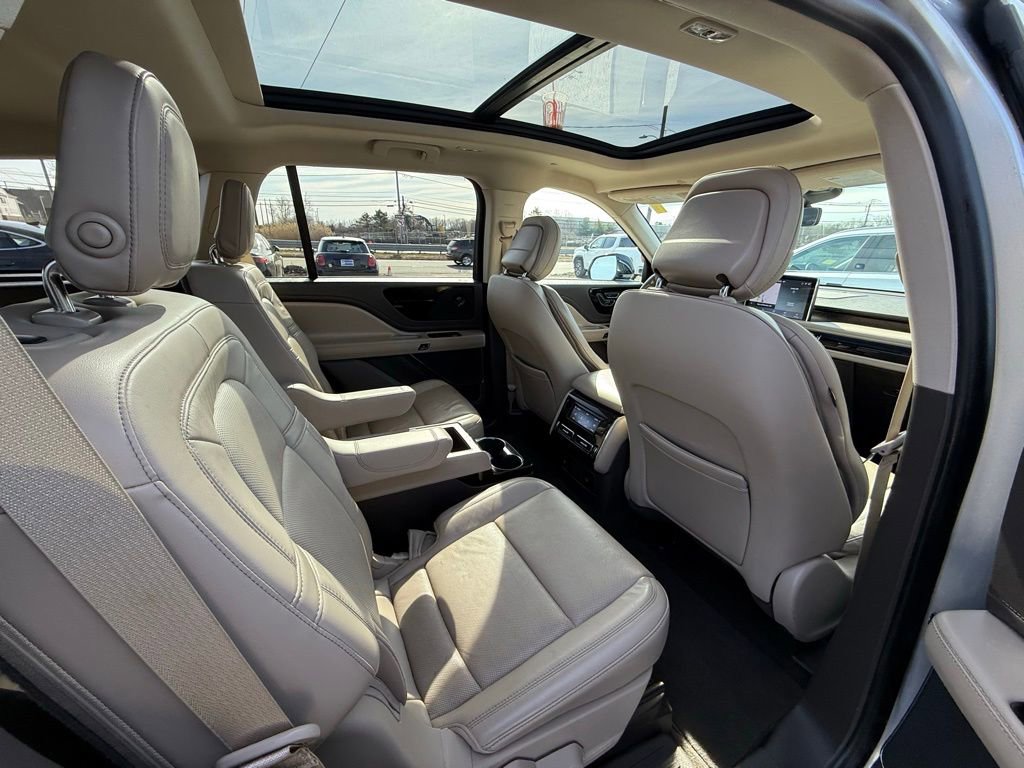 Used 2020 Lincoln Aviator Reserve w/ Equipment Group 201A AWD/4WD image 22