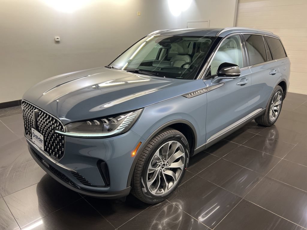 New 2026 Lincoln Aviator Reserve AWD/4WD image 3