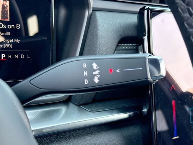 New 2027 GMC Terrain Elevation w/ Elevation Premium Package FWD image 20