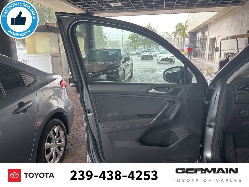 Used 2020 Volkswagen Tiguan S FWD image 17