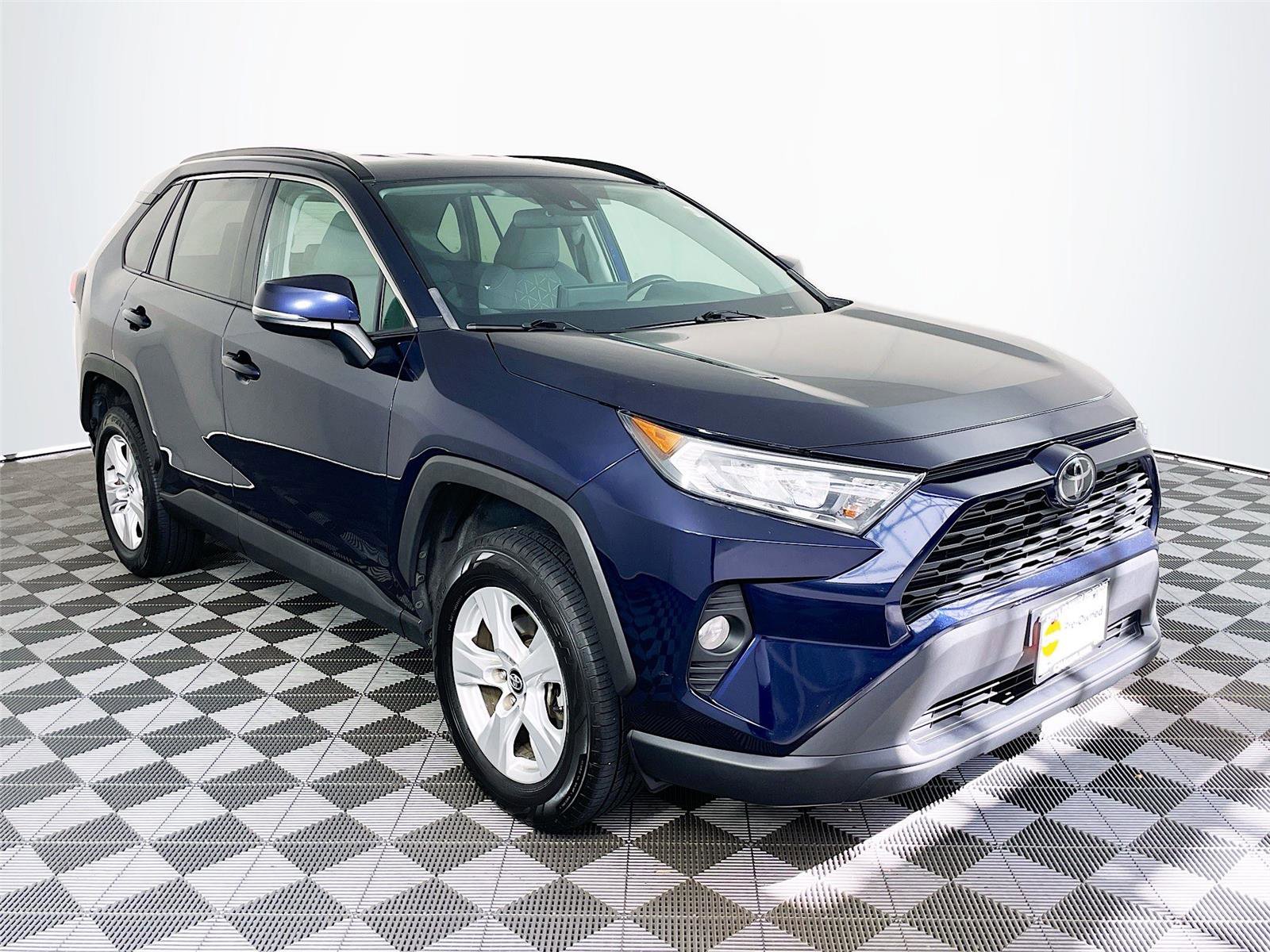 Used 2020 Toyota RAV4 XLE w/ All Weather Liner Package
