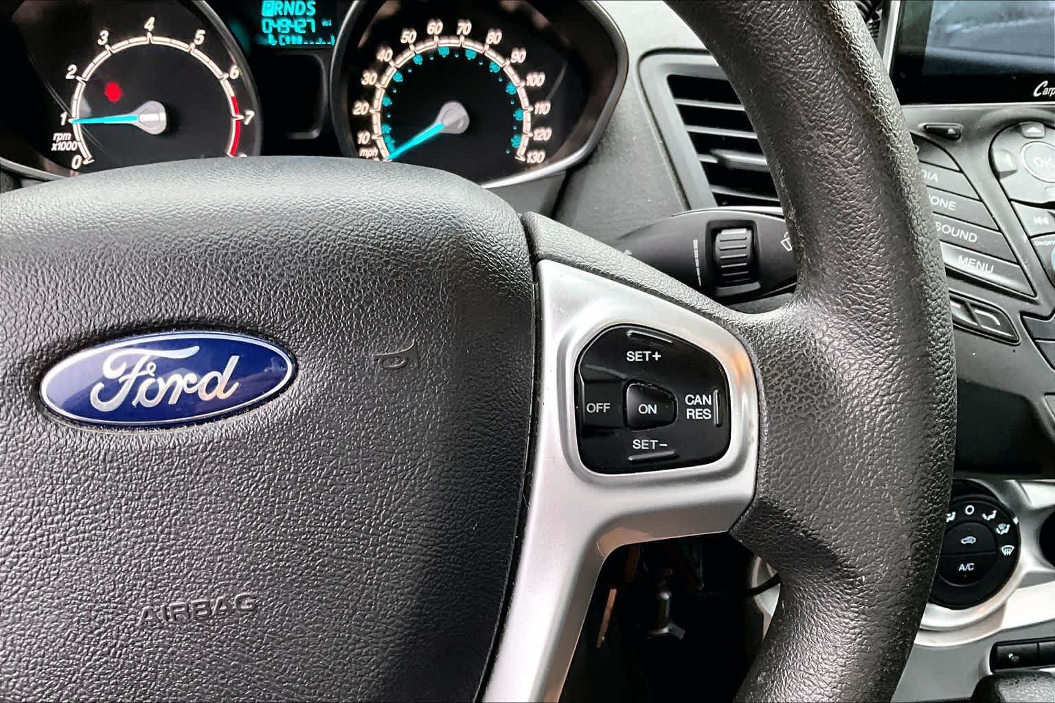 Used 2017 Ford Fiesta SE FWD image 25