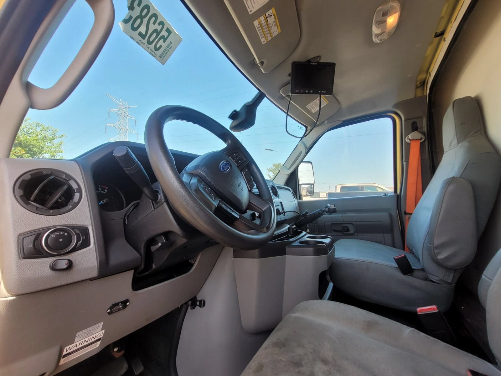 Used 2021 Ford E-450 and Econoline 450 Super Duty RWD image 16