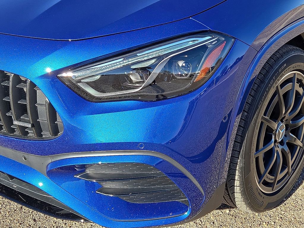 Used 2025 Mercedes-Benz GLA 35 AMG 4MATIC image 10