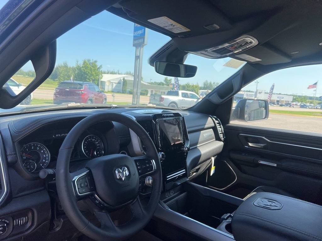 New 2025 RAM 1500 Laramie image 12