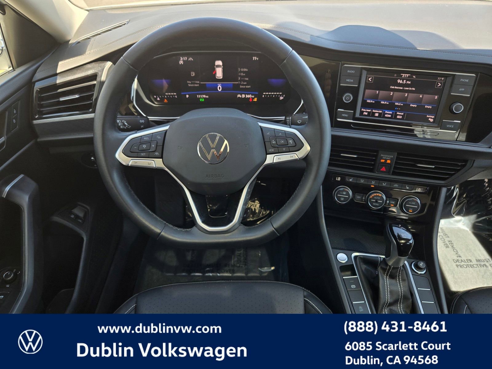 Certified 2024 Volkswagen Jetta SE w/ Panoramic Sunroof Package FWD image 12