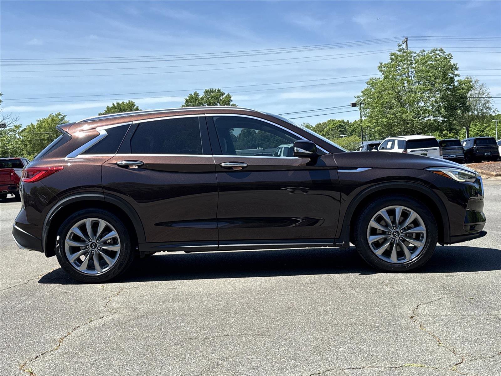 Used 2020 INFINITI QX50 Luxe w/ Navigation Package AWD/4WD image 22