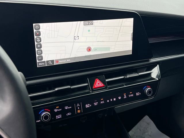 Certified 2023 Kia Niro Wave w/ Wave Preserve Package image 21