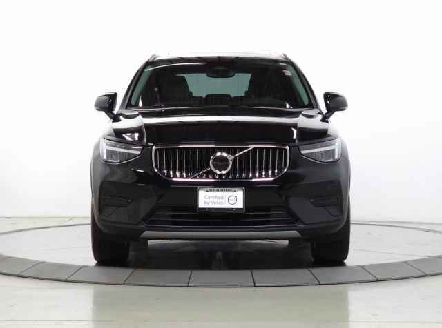 Certified 2025 Volvo XC40 B5 Core video 2