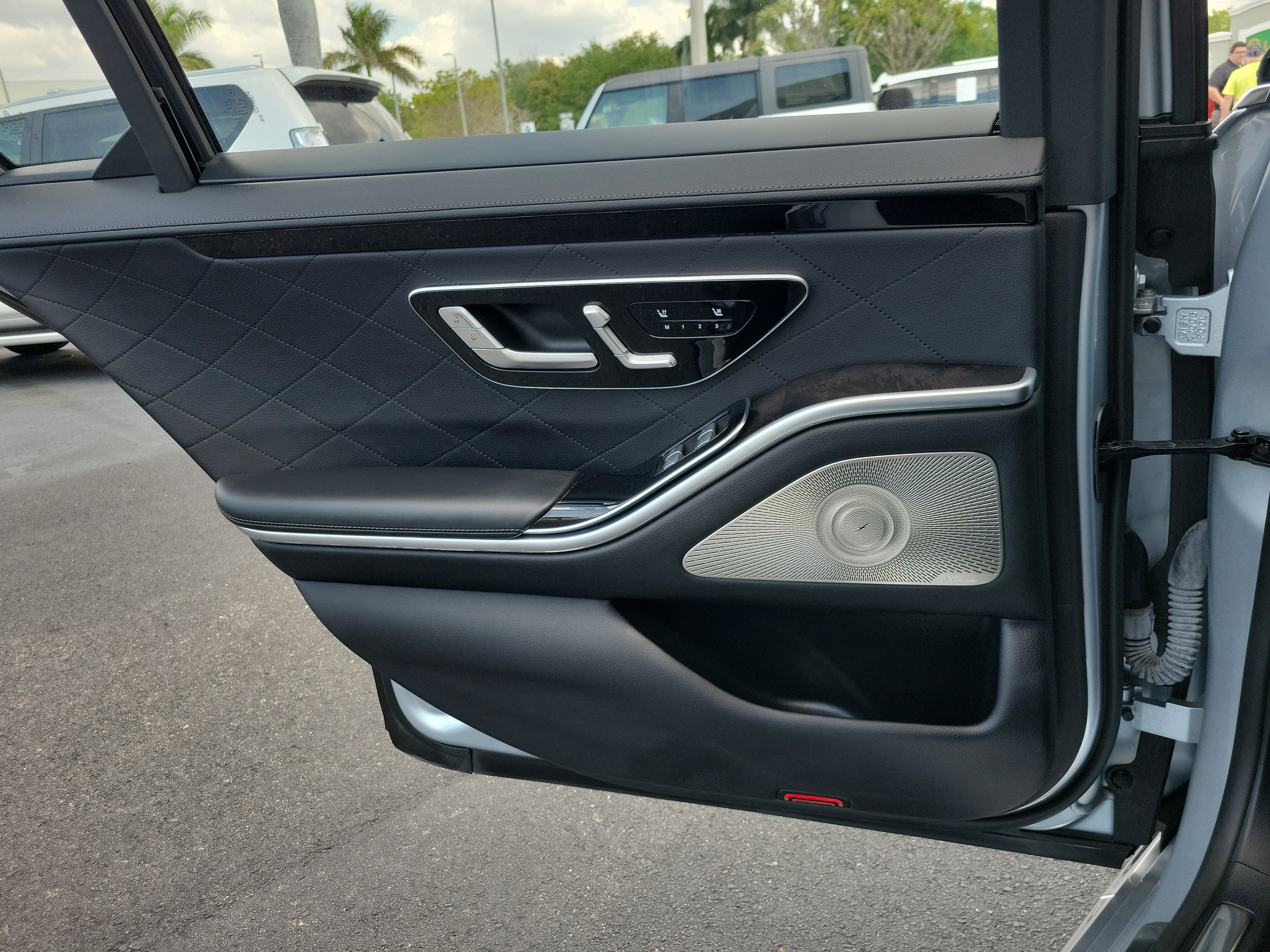 Used 2021 Mercedes-Benz S 500 4MATIC image 16