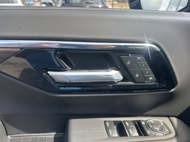 New 2025 Chevrolet Tahoe Premier image 12