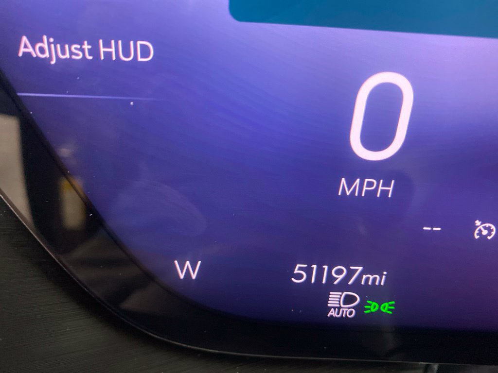 Used 2024 Buick Envision Preferred AWD/4WD image 2