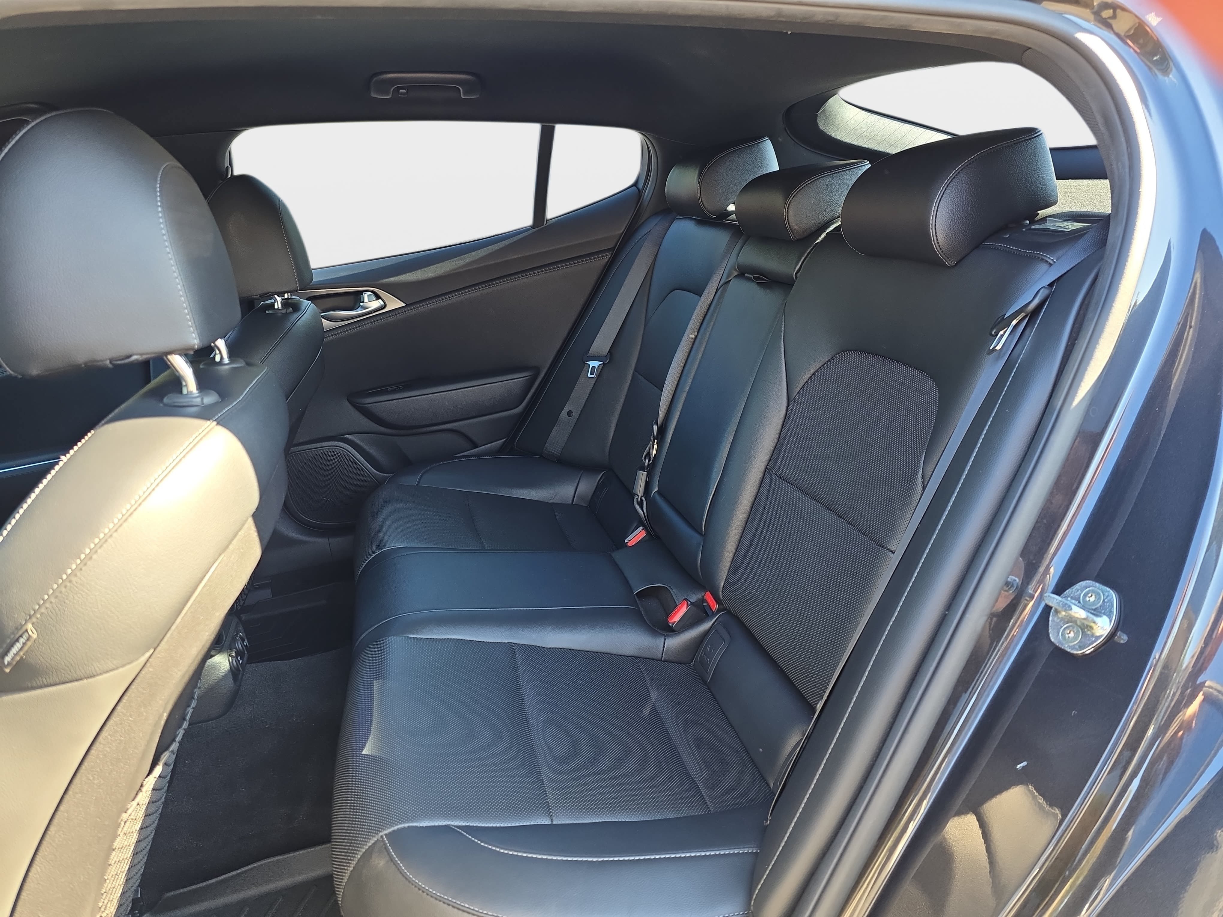 Used 2021 Kia Stinger GT AWD/4WD image 11