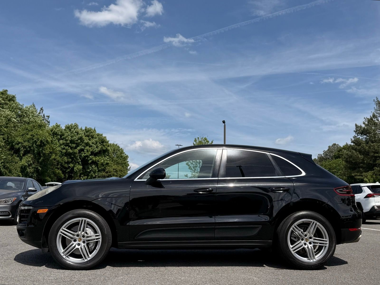 Used 2015 Porsche Macan S image 2