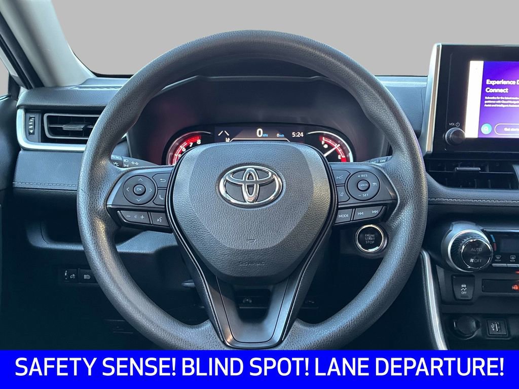 Used 2023 Toyota RAV4 XLE image 17