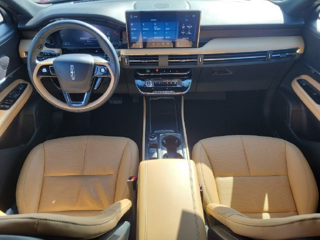 Used 2023 Lincoln Corsair Reserve AWD/4WD image 26