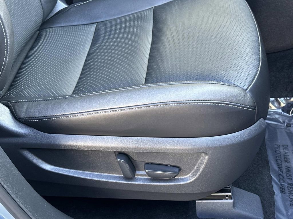 Certified 2025 INFINITI QX55 Luxe w/ Cargo Package image 37