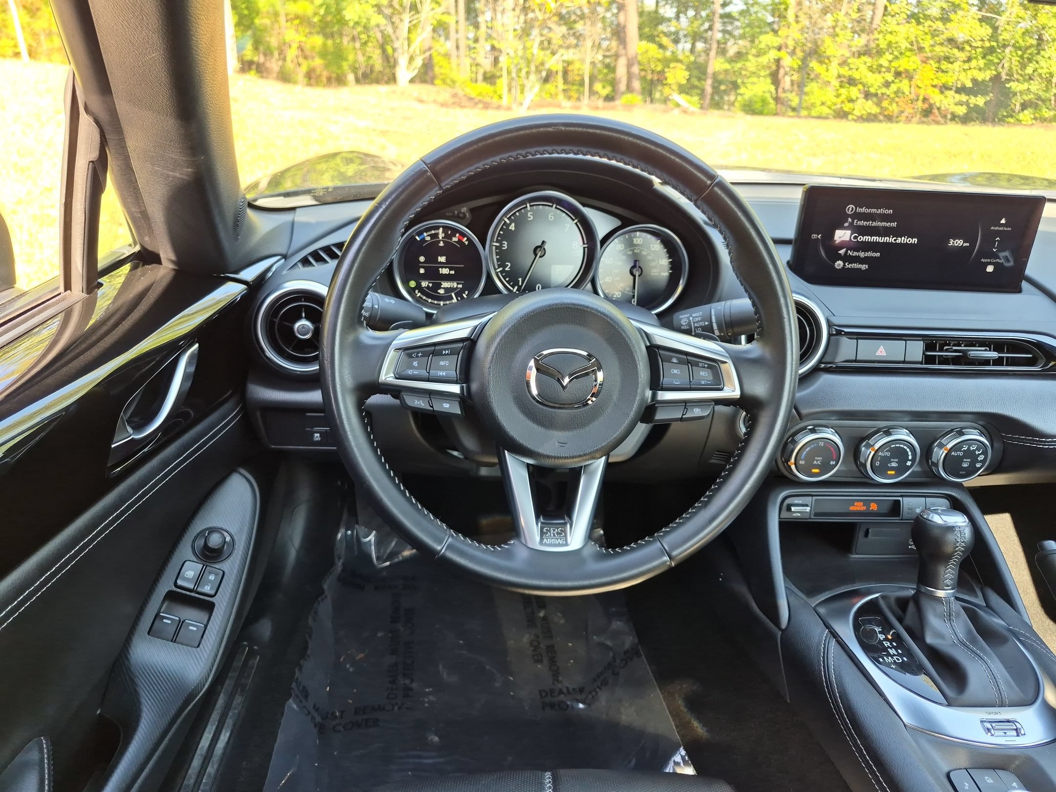 Used 2025 MAZDA MX-5 Miata RF Grand Touring RWD image 19