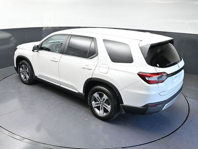 Used 2024 Honda Pilot EX-L image 32