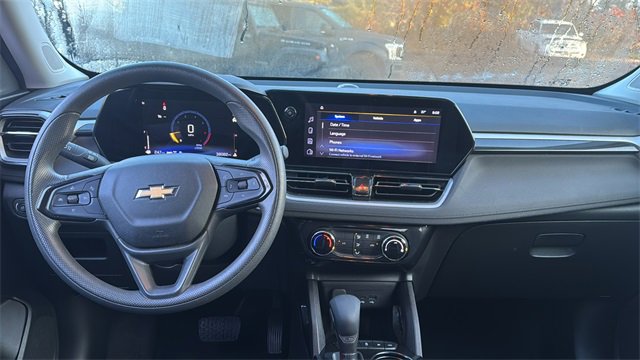 Used 2024 Chevrolet TrailBlazer LT image 10