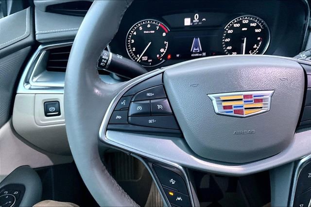 Used 2021 Cadillac XT5 Premium Luxury image 19