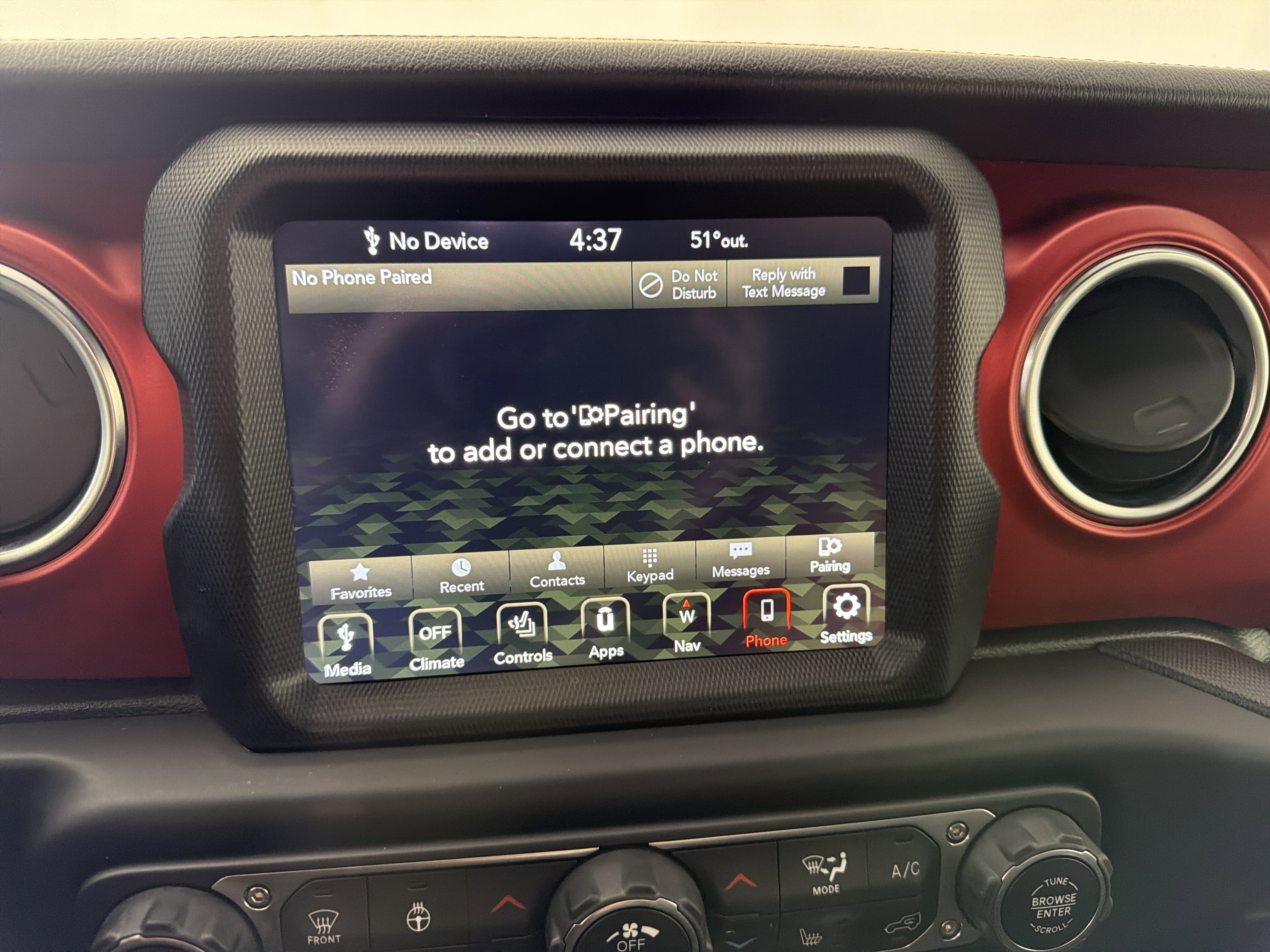 Used 2021 Jeep Gladiator Rubicon AWD/4WD image 14
