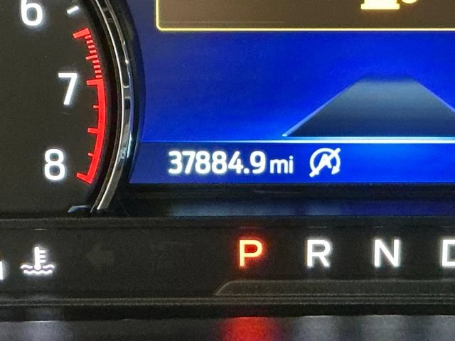 Used 2023 Ford Explorer XLT w/ Equipment Group 202A AWD/4WD image 31