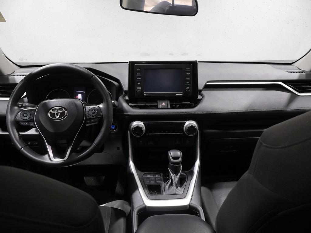 Used 2022 Toyota RAV4 XLE w/ Convenience Package AWD/4WD image 17