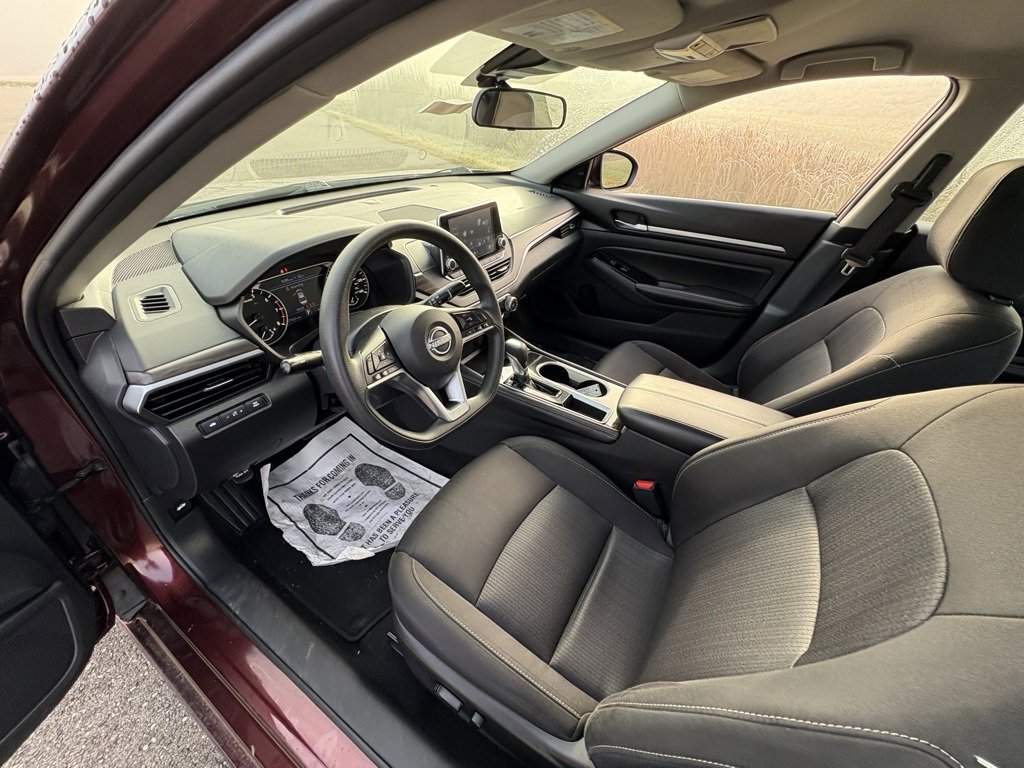 Used 2023 Nissan Altima 2.5 S FWD image 38