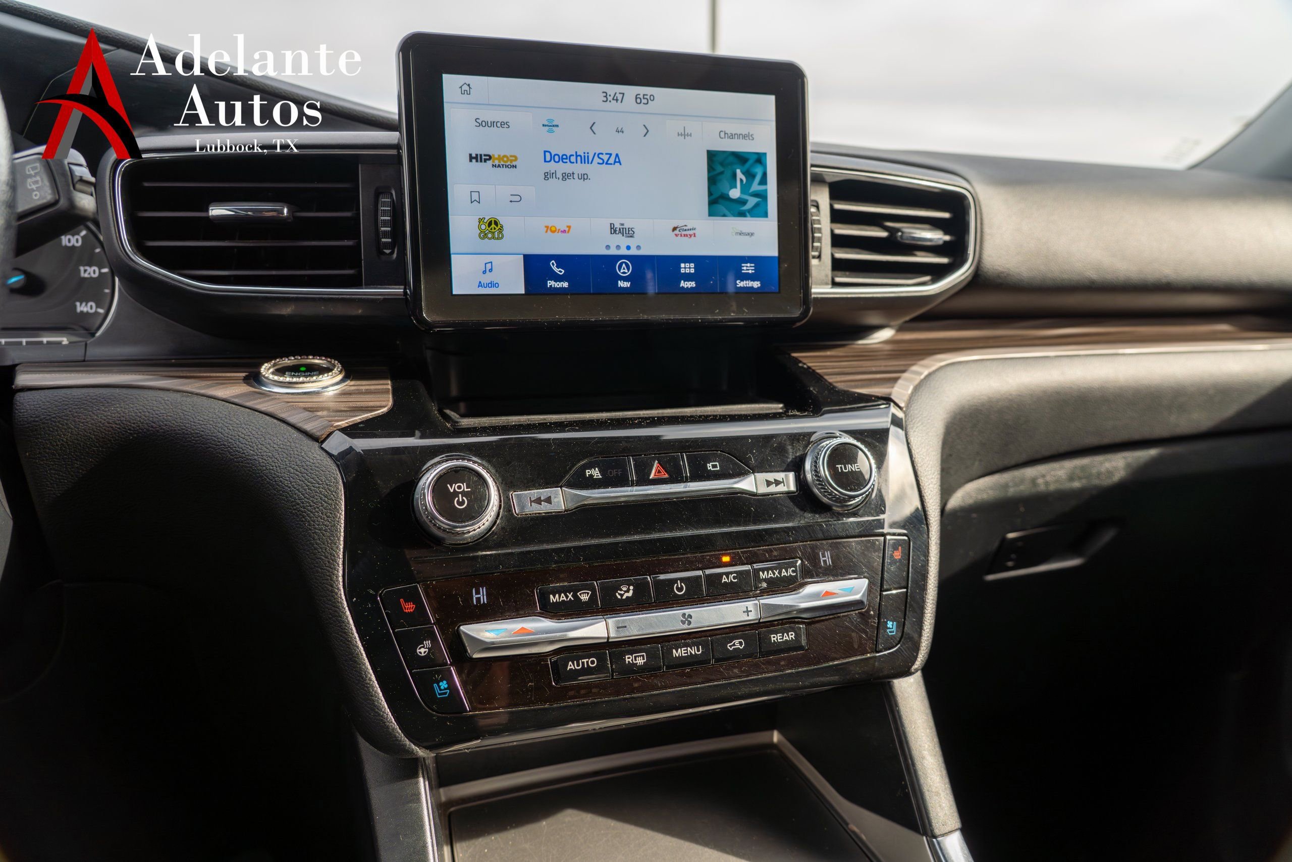 Used 2021 Ford Explorer Limited w/ Equipment Group 301A image 15