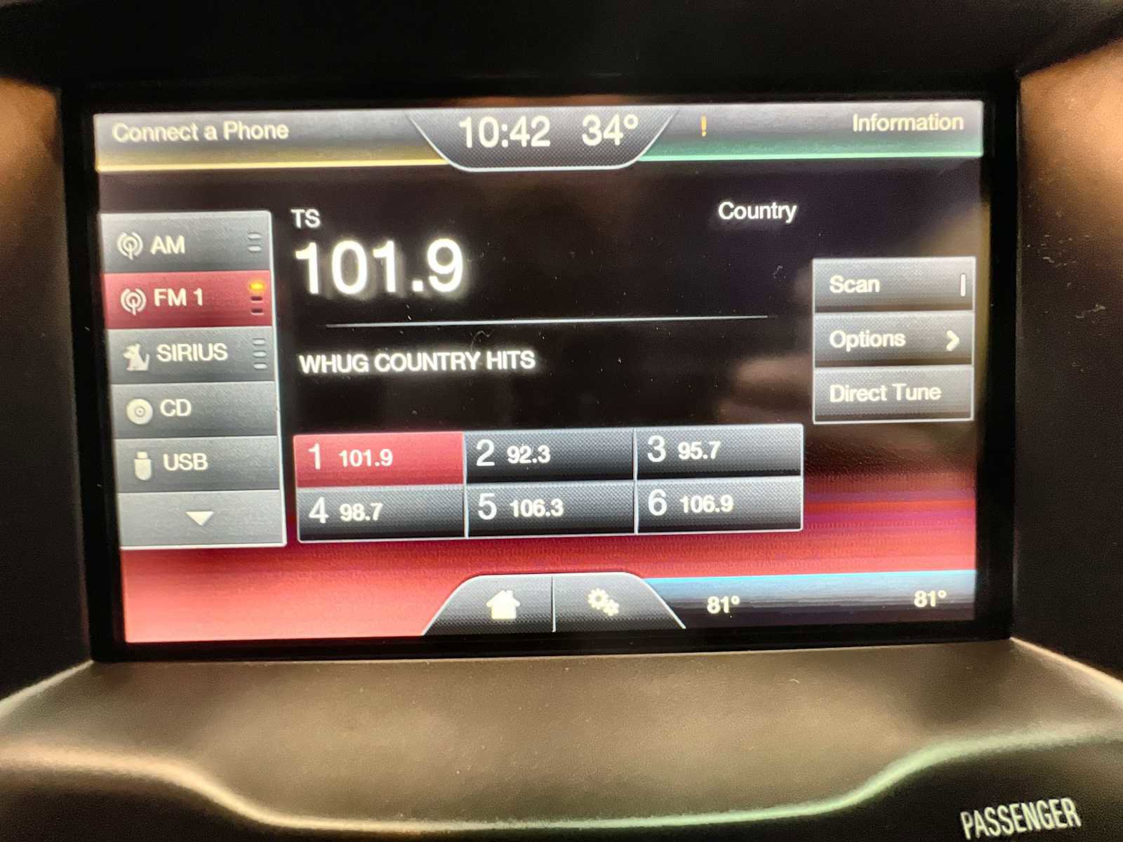 Used 2015 Ford Explorer XLT w/ Equipment Group 202B image 12