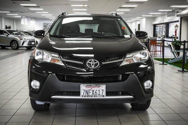 Used 2015 Toyota RAV4 XLE image 4