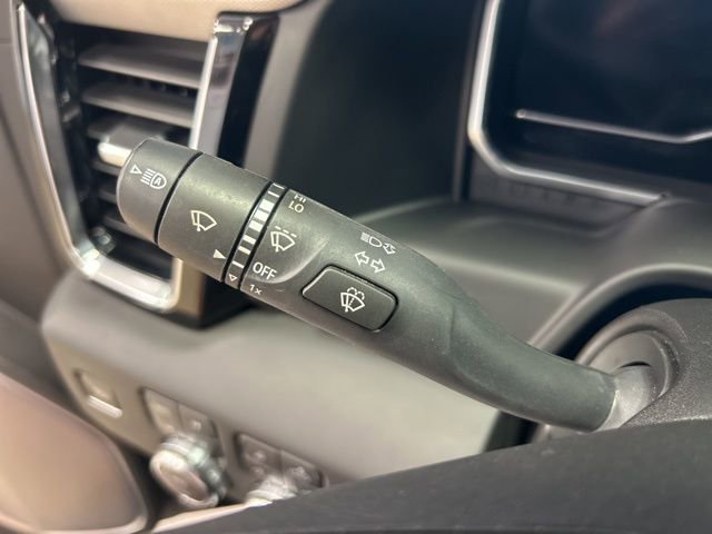 Used 2025 GMC Sierra 3500 Denali w/ Denali Reserve Package image 23