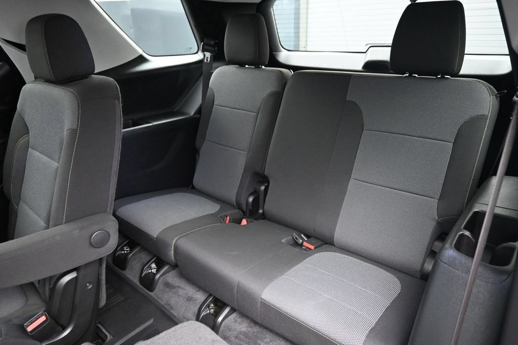 Used 2020 Chevrolet Traverse LT FWD image 15
