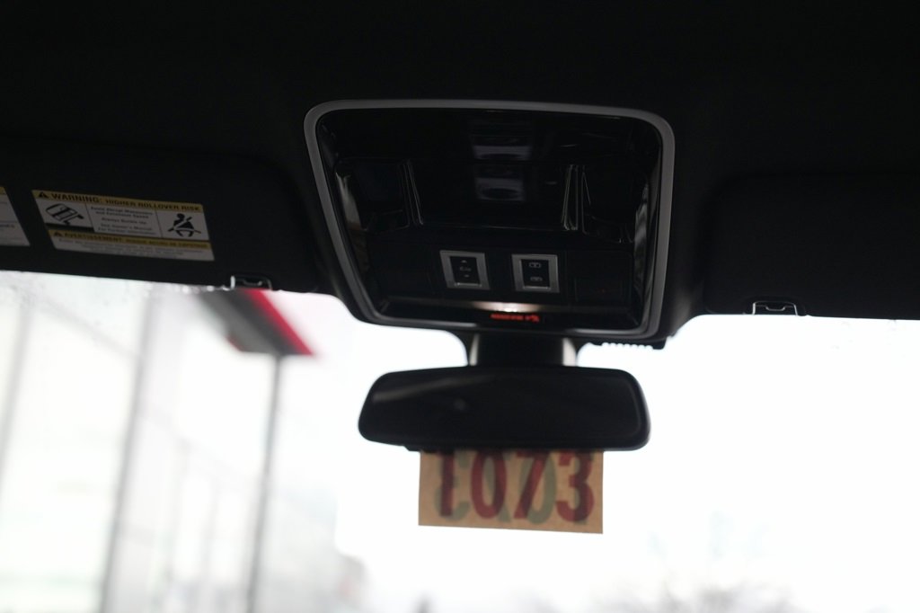 Used 2015 Land Rover Range Rover Supercharged image 19