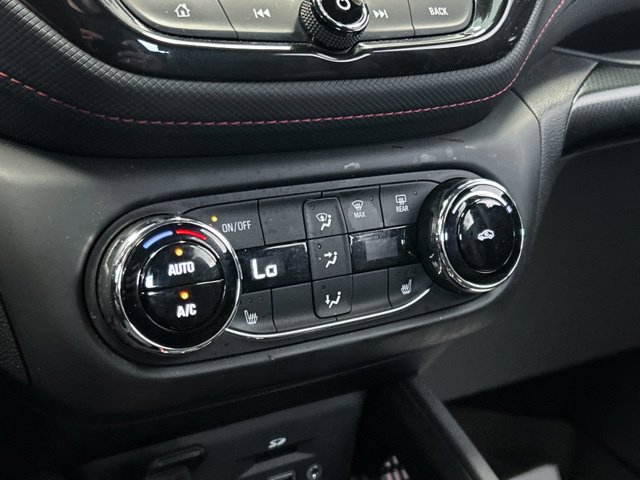 Used 2022 Chevrolet TrailBlazer RS w/ Technology Package AWD/4WD image 40