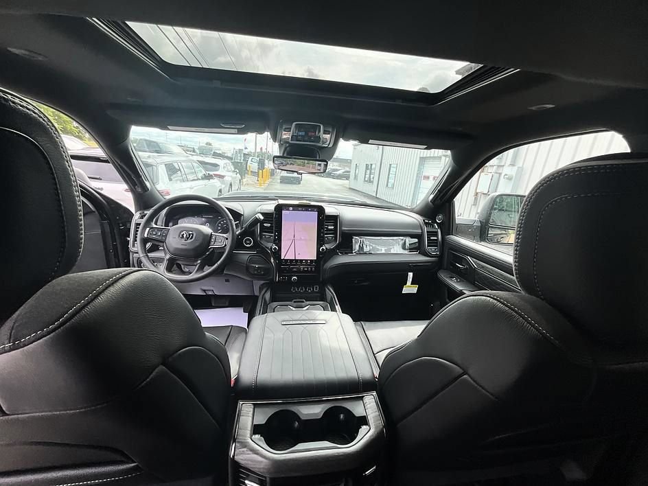 New 2026 RAM 3500 Limited AWD/4WD image 40