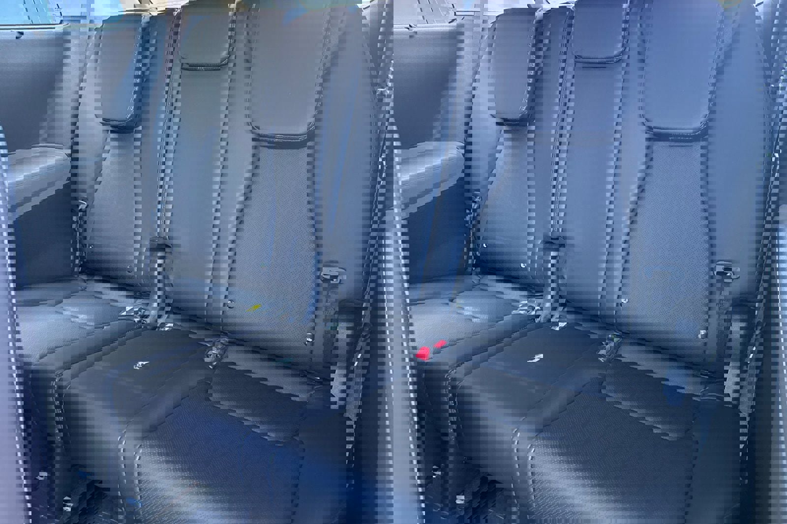 New 2026 Kia Carnival EX image 15