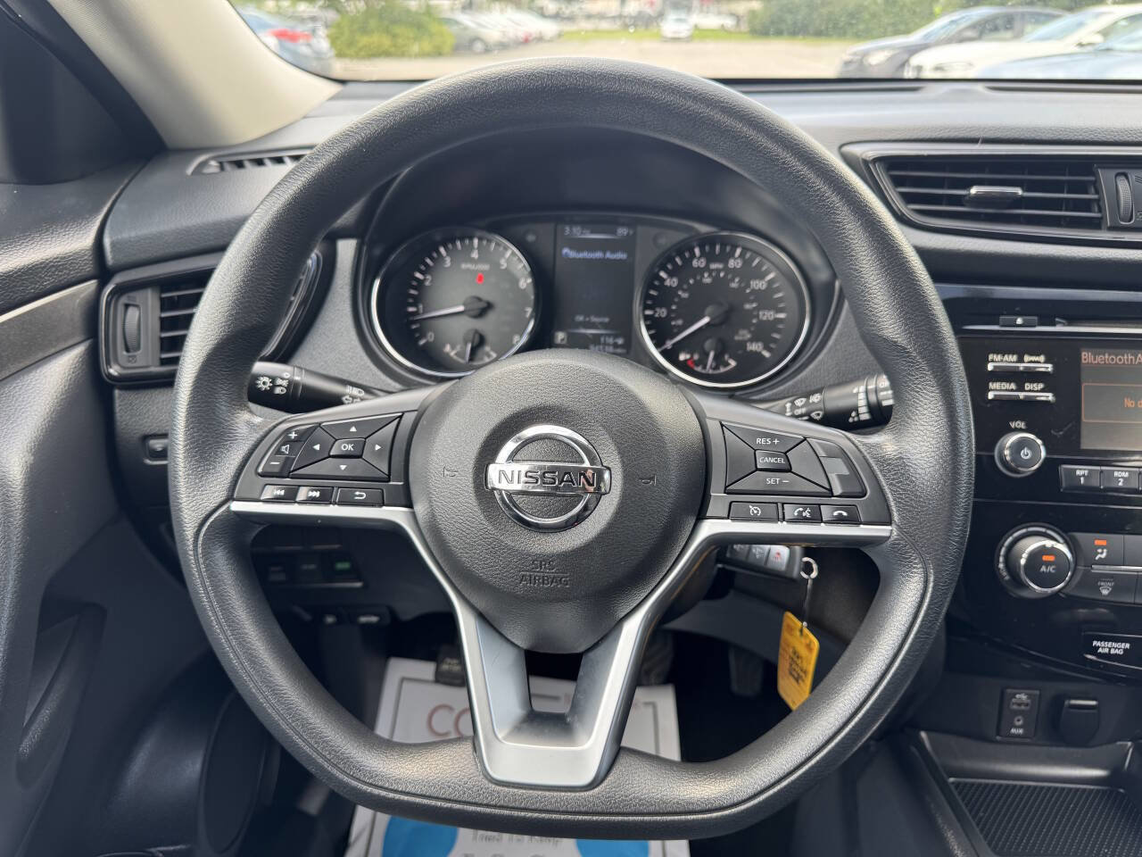 Used 2017 Nissan Rogue S AWD/4WD image 18